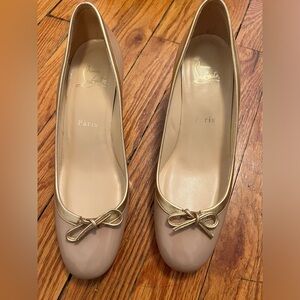 100% Authentic Christian Louboutin Patent Leather Kitten Heels, sz 37